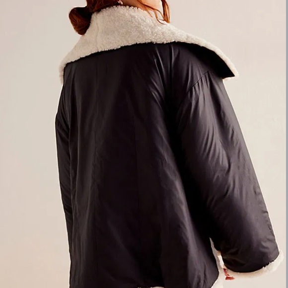 Free People isra reversible cozy puffer jacket - Picture 14 of 15